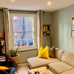 Beautiful 1 Bed Apartment Mayfair London England