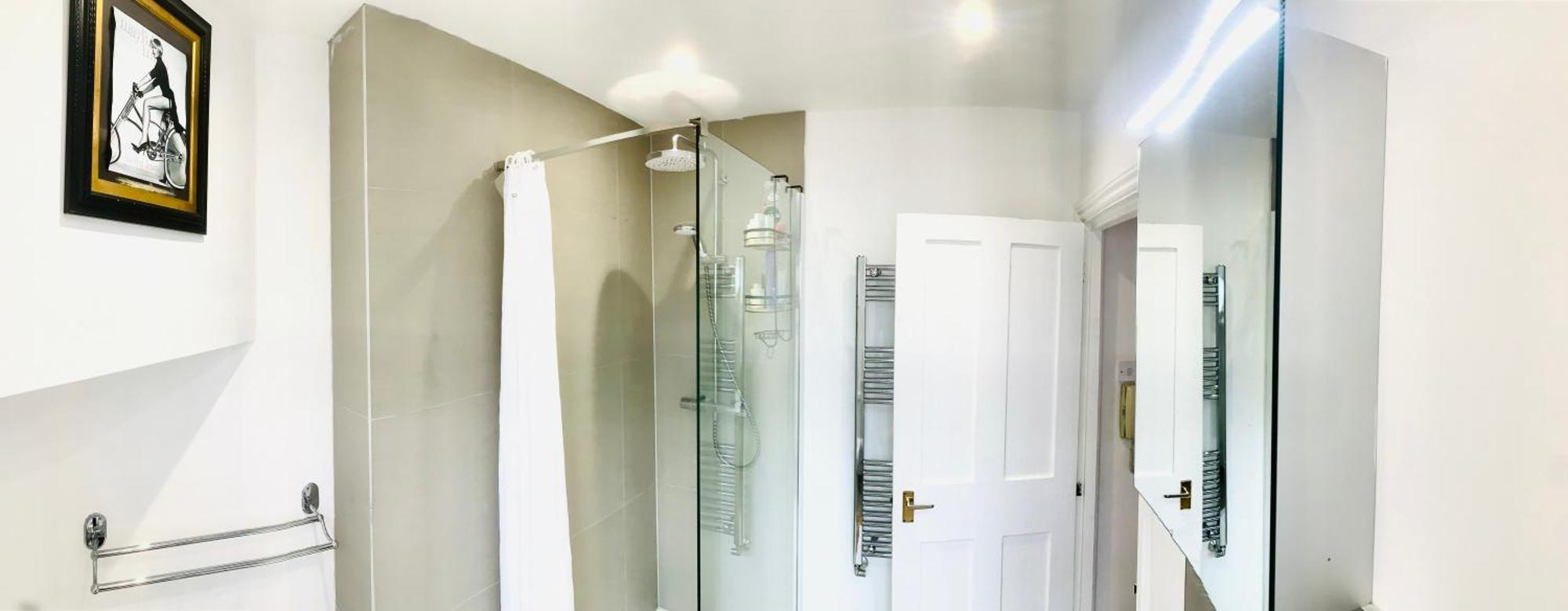 Beautiful 1 Bed Mayfair England Londra
