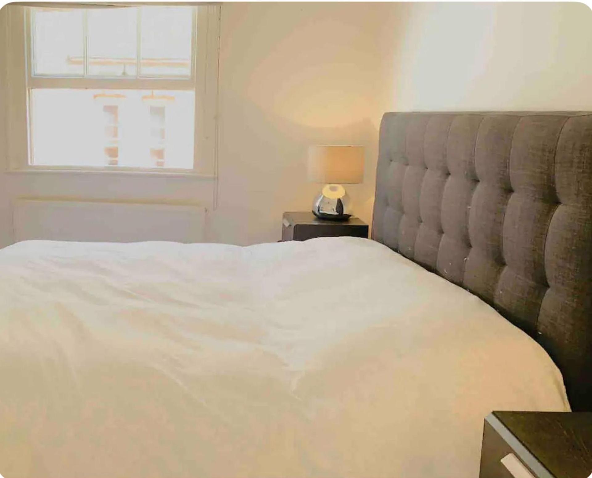 Beautiful 1 Bed Mayfair England Appartamento Londra